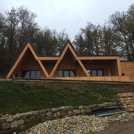 O Tipi Lodge Saint-Christo-en-Jarez ภายนอก รูปภาพ