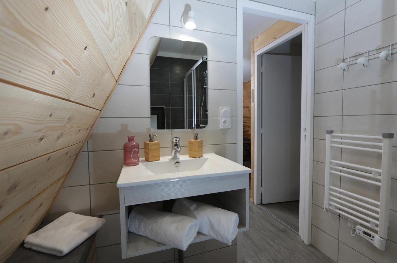 O Tipi Lodge Saint-Christo-en-Jarez ภายนอก รูปภาพ