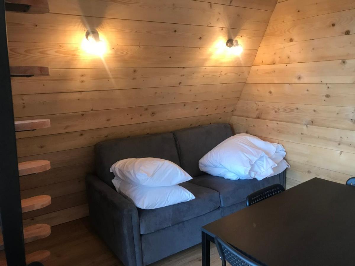 O Tipi Lodge Saint-Christo-en-Jarez ภายนอก รูปภาพ